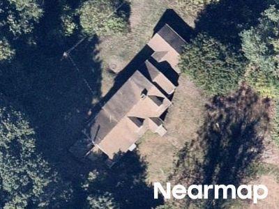 Lincoln Pl, Newton, Preforeclosure Single-family Home