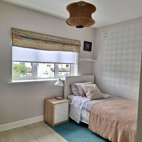 Whitefield Manor, Room For Rent