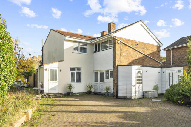 Ram Gorse, Harlow, 6 Bedroom Link