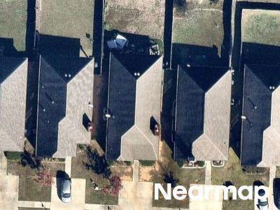 Savannah Ln, Calera, Preforeclosure Single-family Home