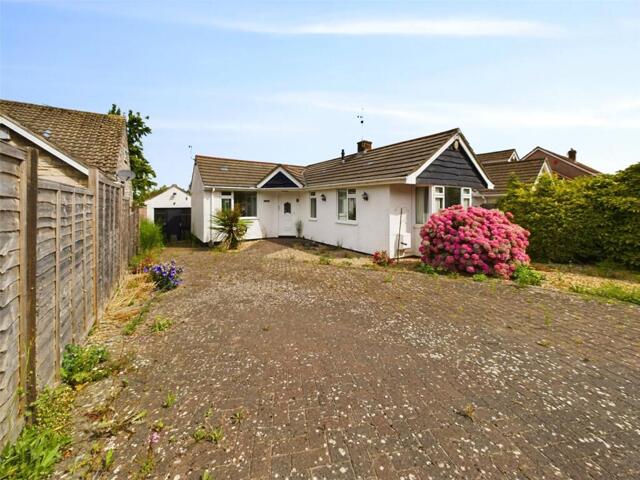Oldmixon Road, Weston-super-mare, 2 Bedroom Bungalow
