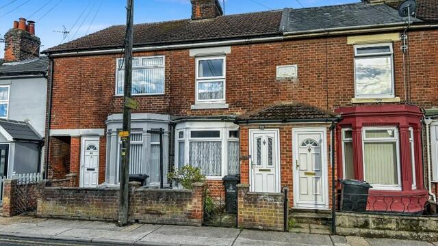 Nayland Road, Colchester, 2 Bedroom Terraced