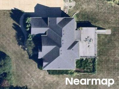 Th Ave, Kenosha, Preforeclosure Single-family Home