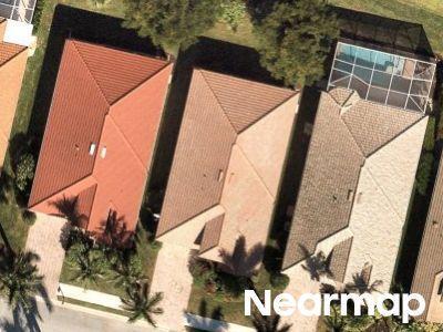 Manchester Dr, Naples, Preforeclosure Single-family Home