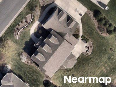 Tall Oak Ct, Menomonee Falls, Preforeclosure Single-family Home