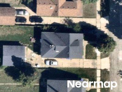 St Ave, Kenosha, Preforeclosure Multi-family Home