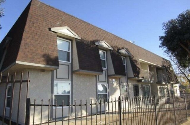 E Date St, San Bernardino, Condo For Sale