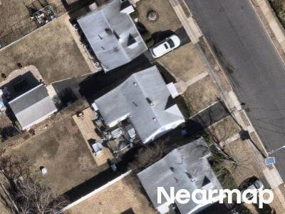 Saint James Ave, Woodbridge, Preforeclosure Single-family Home