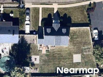 Larch St, Port Reading, Preforeclosure Single-family Home