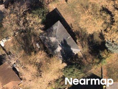 Irving Ave, Woodstock, Preforeclosure Single-family Home