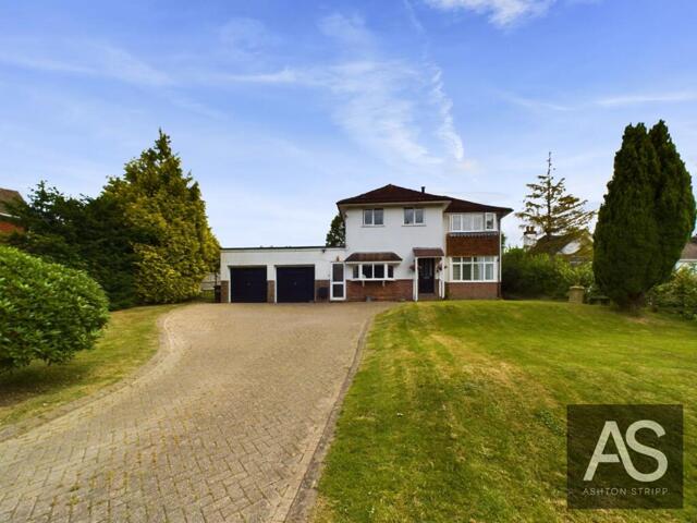 Staplecross, Robertsbridge, 3 Bedroom Detached