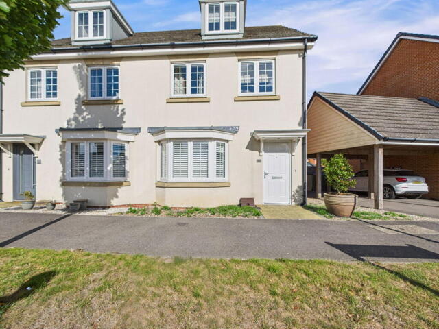 Blackbourne Chase, Littlehampton, 3 Bedroom Semi-detached