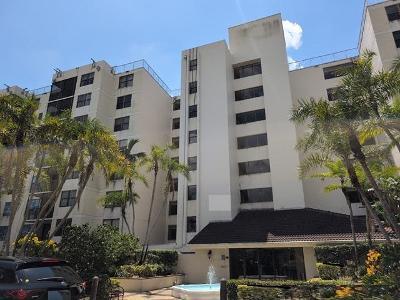 Lake Emerald Dr Apt,fort Lauderdale, Foreclosure Condo In