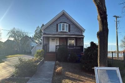 Taber St, Fairhaven, Preforeclosure Single-family Home Taber St, Fairhaven, Preforeclosure Single-family Home
