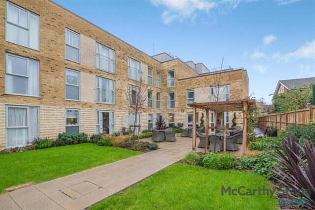 Walnut Tree Place, Goring Street, 1 Bedroom House Walnut Tree Place, Goring Street, 1 Bedroom House