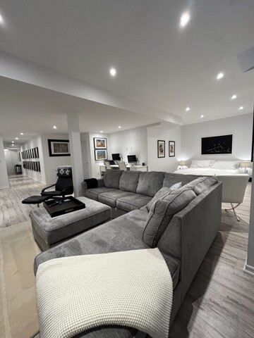 Oakville, Room For Rent