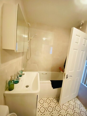 Dublin, Room For Rent