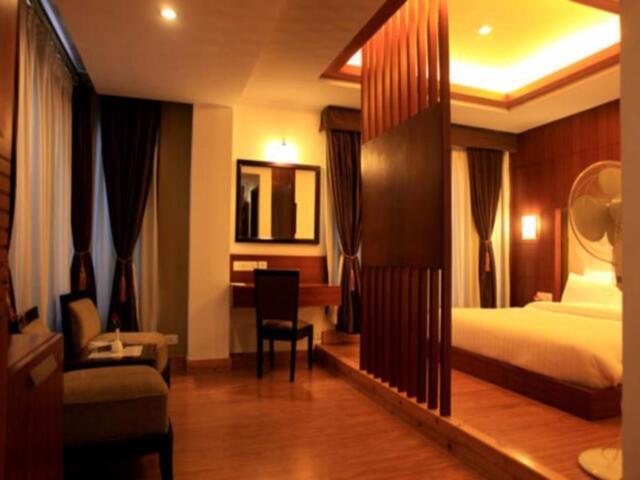 Helipad Road, Near District Administrative Centre, Upper Sichey, Gangtok, Suhim Portico Heritage