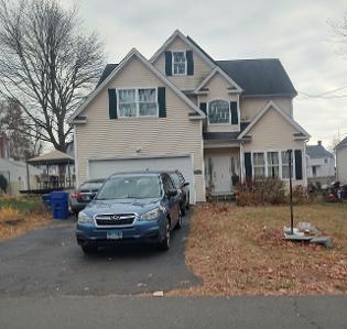 June Ave, Norwalk, Preforeclosure Single-family Home