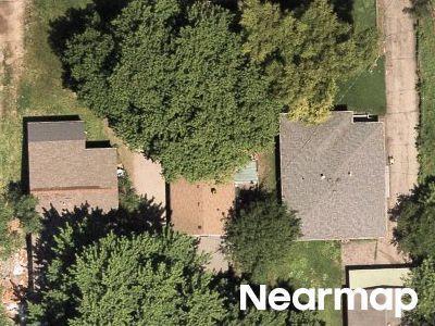 E Laurel St, Springfield, Preforeclosure Single-family Home