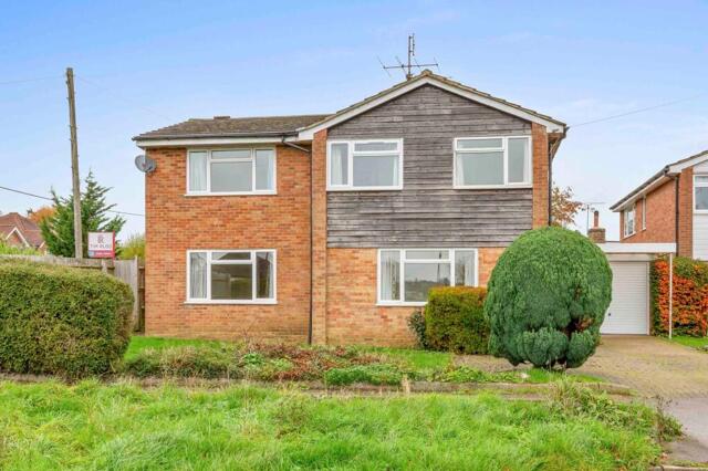 Watchet Lane, Holmer Green, 4 Bedroom Detached
