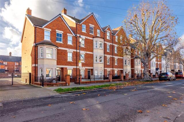 Warwick Avenue, Bedford, 1 Bedroom Apartment