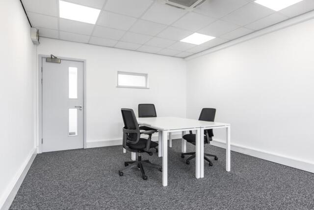 Andersons Road, Southampton, Serviced Office To