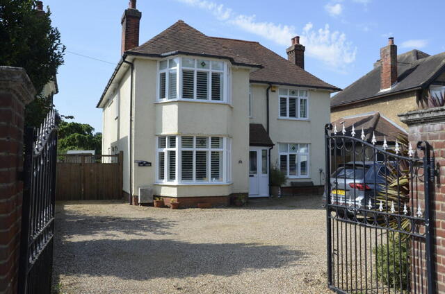 High Road, Trimley St. Mary, 4 Bedroom Detached