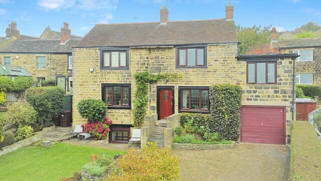 Hough Side Road, Pudsey, 3 Bedroom Detached