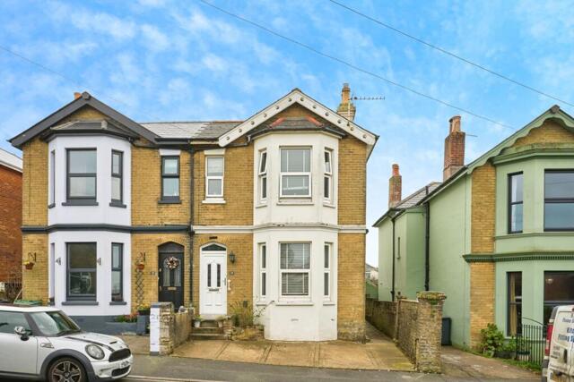 Argyll Street, Ryde, 4 Bedroom Semi-detached Argyll Street, Ryde, 4 Bedroom Semi-detached