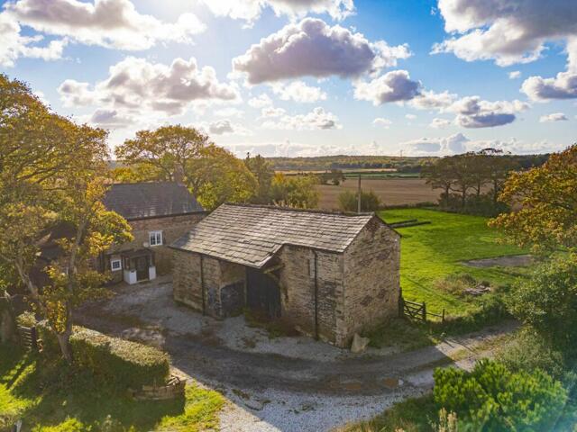 Green Lane, Eccleston, 3 Bedroom Farm
