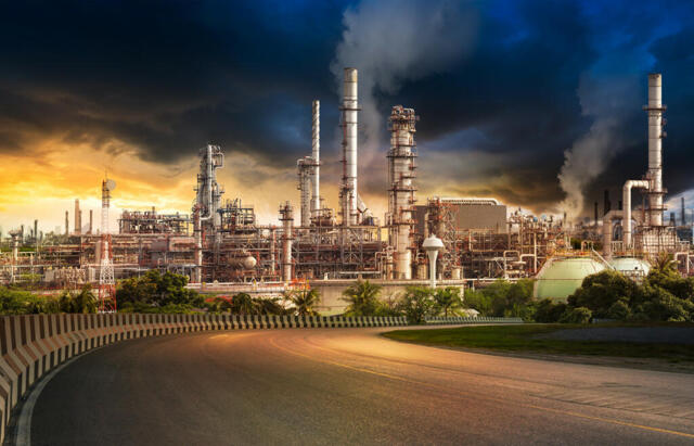 Queen Victoria Square, Hull, Heavy Industrial Facility