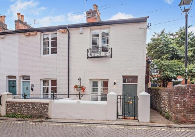 Canon Street, Winchester, 3 Bedroom End