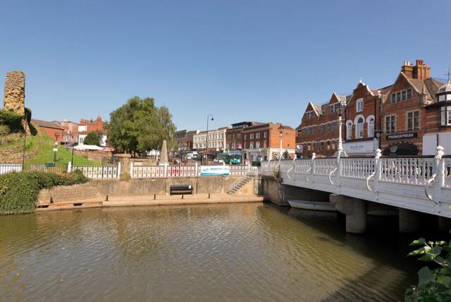 High Street, Tonbridge, 1 Bedroom Block