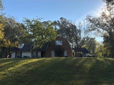 Woodhaven Dr, Natchez, Foreclosure Single-family Home