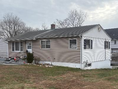Old Town Rd, Bridgeport, Preforeclosure Single-family Home