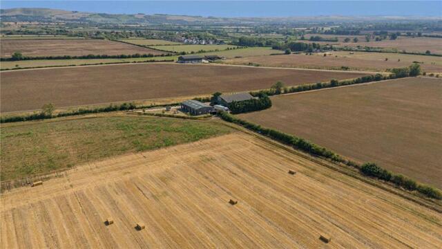 Longcot, Kings Lane, Faringdon, Barn Conversion For