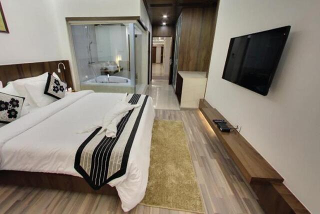 Beside Prime Status, Nr.rainforest Garden Restaurant, Devnagar, Gota, S.g.highway,ahmedabad, Ahmedab