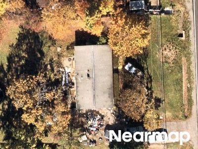 North Rd, Windsor, Preforeclosure Single-family Home