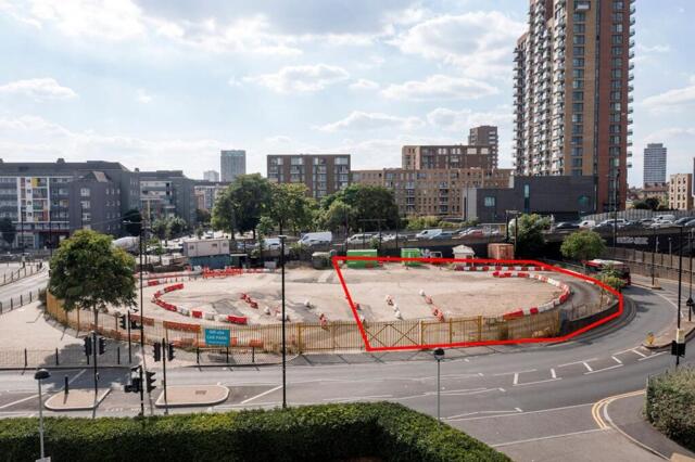 Land On The Westside Of Twelvetrees Crescent, London, Land To Lease Land On The Westside Of Twelvetrees Crescent, London, Land To Lease