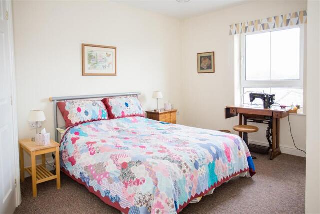 Knightsbridge Court, Palmyra Square North, 1 Bedroom Apartment