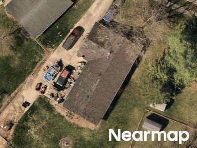 Greenleaf Dr, Fort Wayne, Preforeclosure Single-family Home