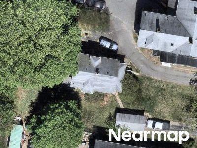 Oak St, Middleboro, Preforeclosure Single-family Home