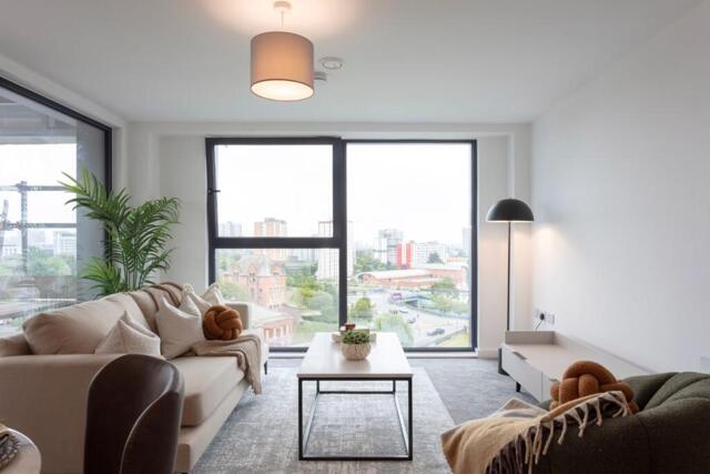 Ford Lane, Salford, 2 Bedroom Apartment