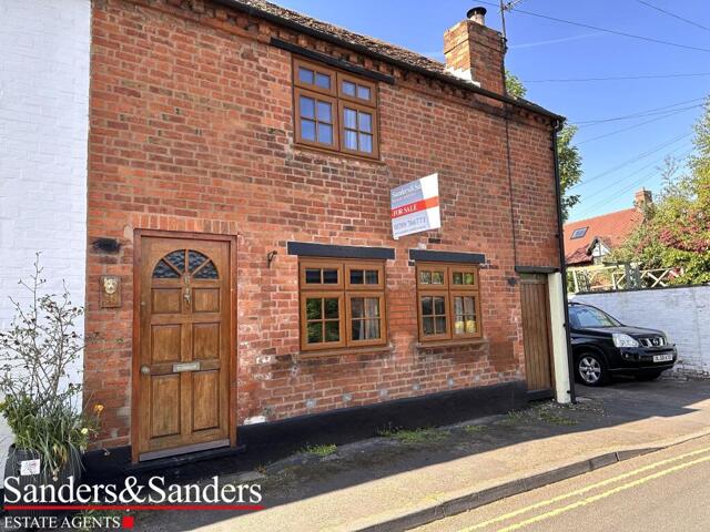 Seggs Lane, Alcester, 2 Bedroom End