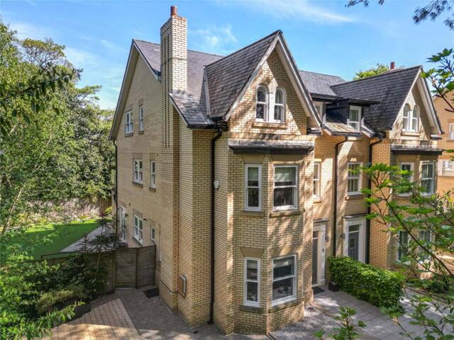 Bradgate Road, Altrincham, 5 Bedroom Semi-detached