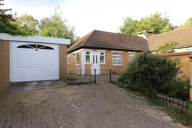 Fishermead, Veryan Place, Milton Keynes, 2 Bedroom Bungalow