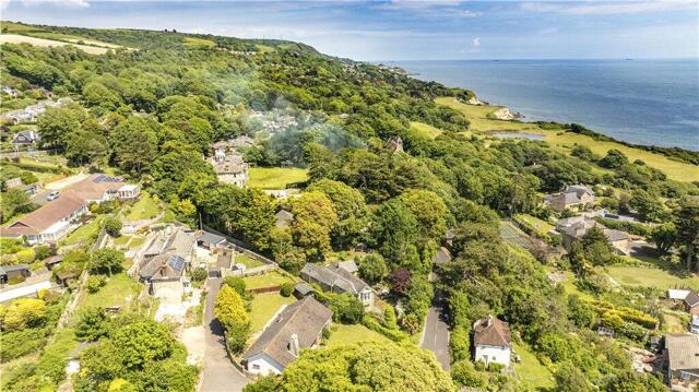 Undercliff Drive, St. Lawrence, 3 Bedroom Detached