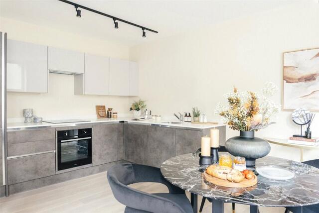 Marlborough House, - Chiswick High Road, 1 Bedroom Apartment