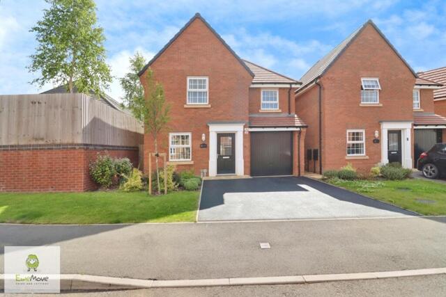 Hednesford, Tomkinson Heights, Cannock, 3 Bedroom Detached